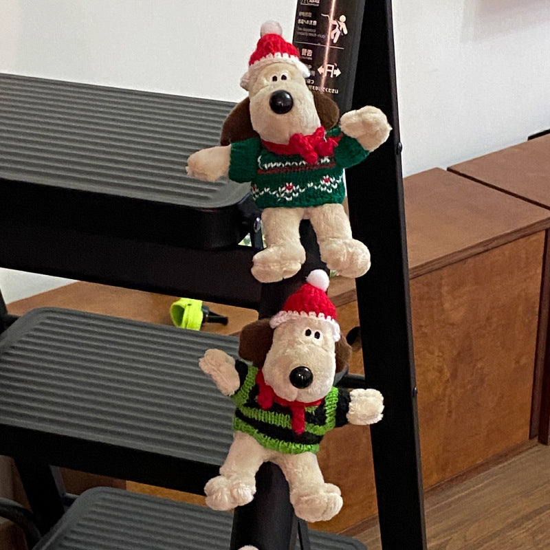 Wholesale Christmas Hats, Scarves, Puppies, Plush Refrigerator Stickers